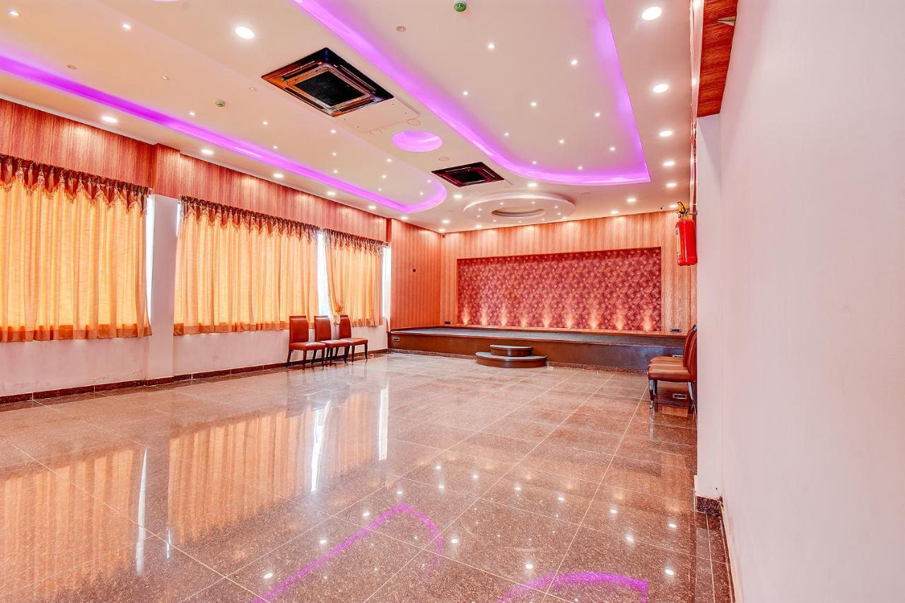 Fabhotel S Comfort Inn - Indiranagar バンガロール エクステリア 写真