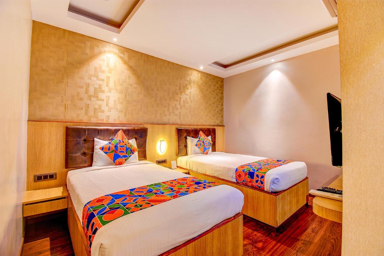 Fabhotel S Comfort Inn - Indiranagar バンガロール エクステリア 写真